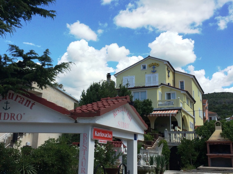 Selce Restaurants, Zimmer Selce, Ferienwohnungen in Selce, Zimmer Kroatien, Private Unterkunft in Selce